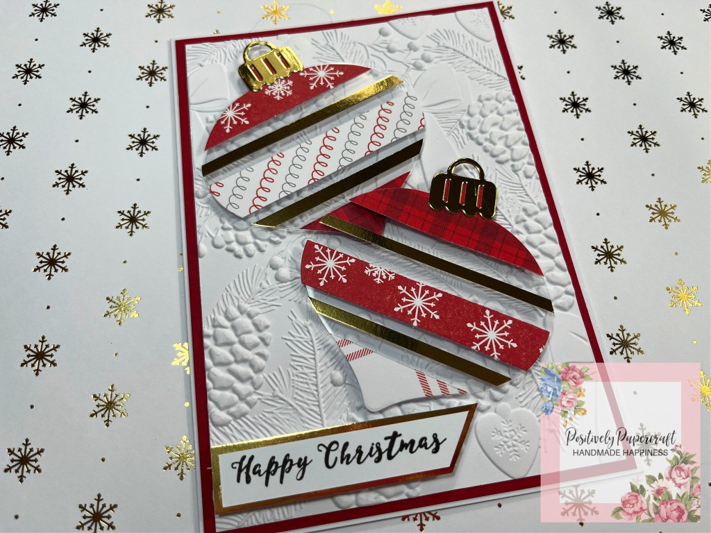 Easy Christmas card with baubles 